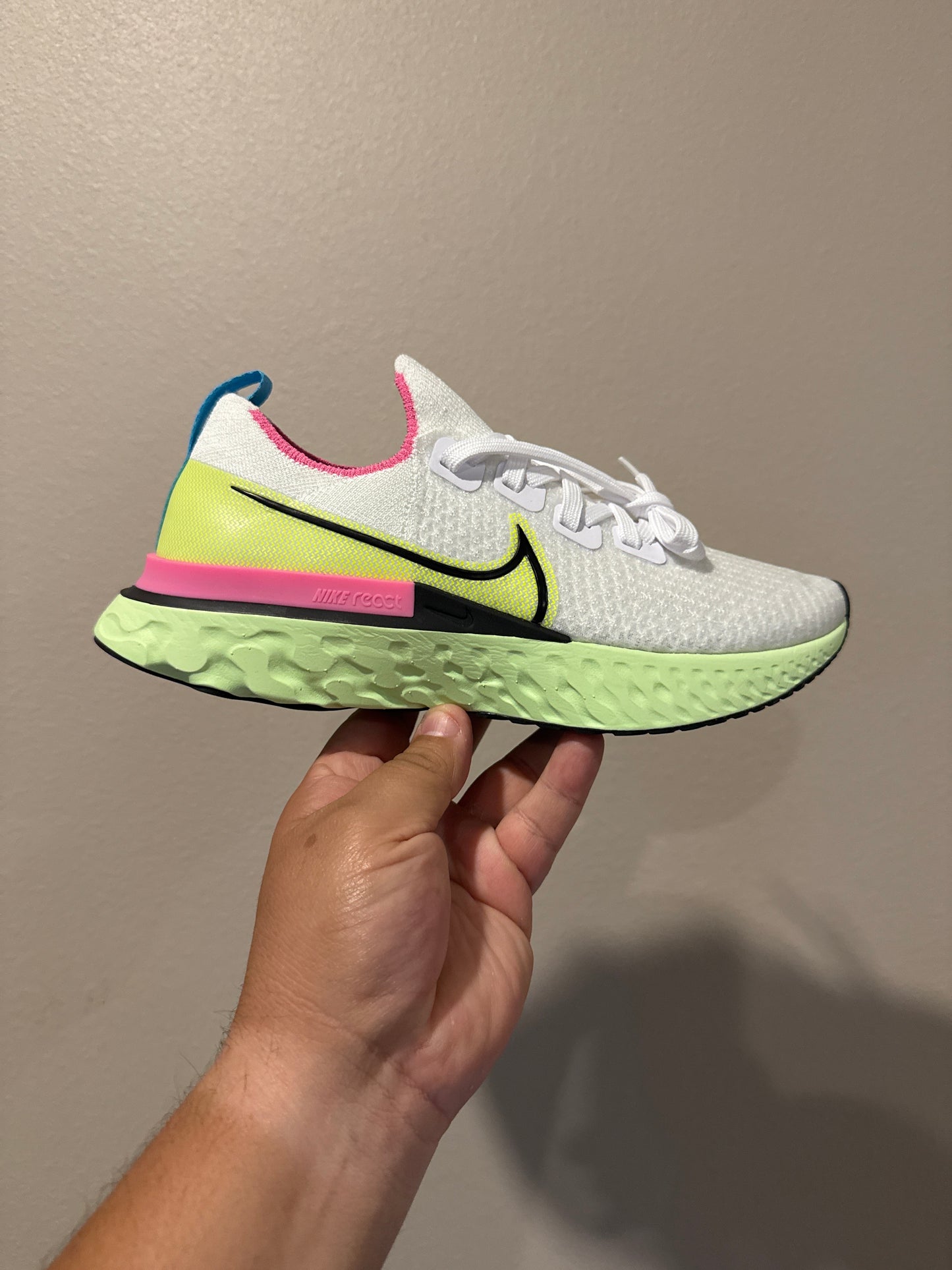 Nike React